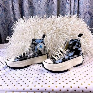 Converse Chuck Taylor All Star - Run Star High Top Sneakers - Women's Size 8